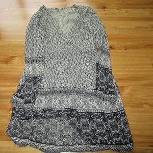 Charlotte Russe Small Faux Wrap Dress Black/Ivory.